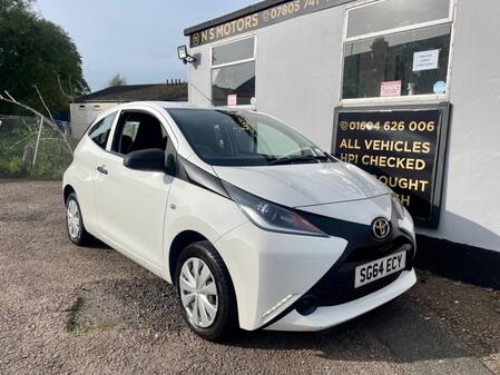 TOYOTA AYGO 1.0 VVT-i x