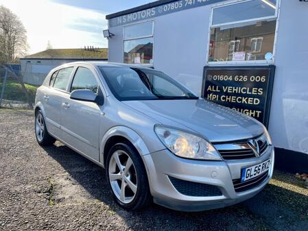 VAUXHALL ASTRA 1.6 i 16v Club 