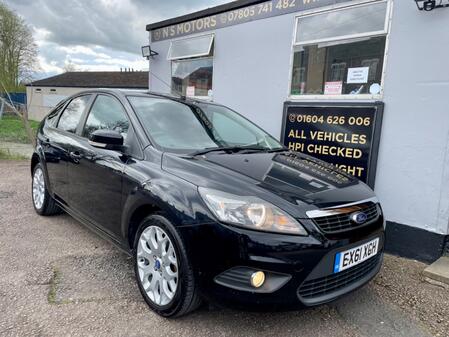 FORD FOCUS 1.6 TDCi DPF Zetec 