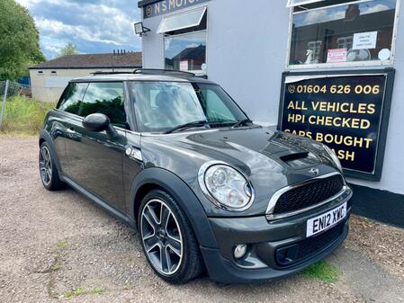 MINI HATCH 2.0 Cooper SD Hatch