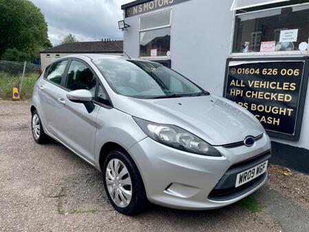 FORD FIESTA 1.3 Style +