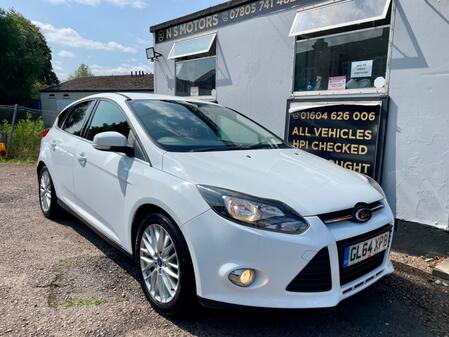 FORD FOCUS 1.6 TDCi Zetec Navigator