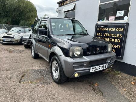 SUZUKI JIMNY 1.3 JLX+