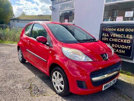 PEUGEOT 107 1.0 12V Urban