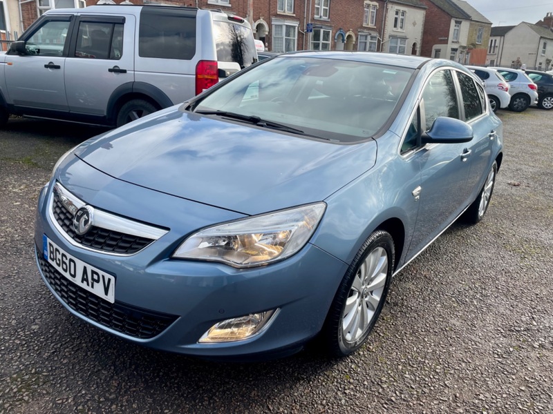 VAUXHALL ASTRA