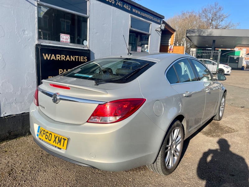 VAUXHALL INSIGNIA