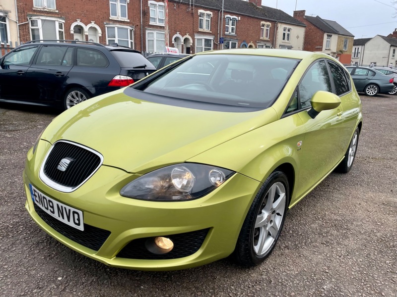 SEAT LEON