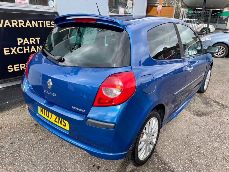 RENAULT CLIO