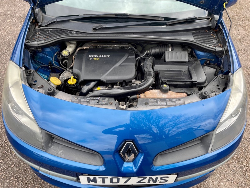 RENAULT CLIO