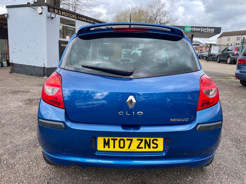 RENAULT CLIO