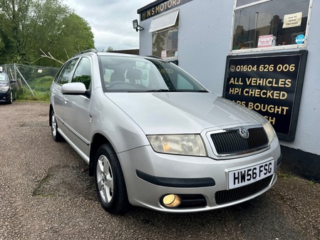 SKODA FABIA AMBIENTE 16V 75BHP