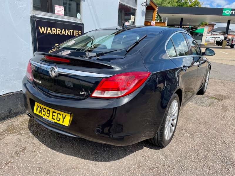 VAUXHALL INSIGNIA