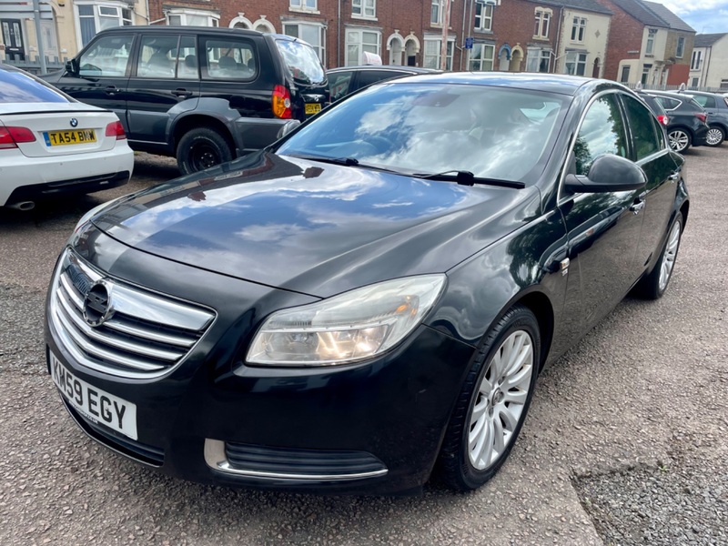 VAUXHALL INSIGNIA