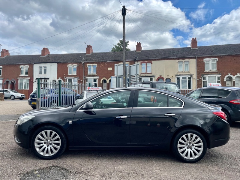 VAUXHALL INSIGNIA